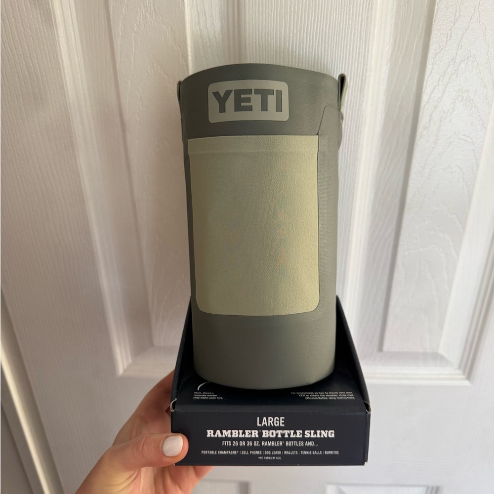 YETI Large Rambler Bottle Sling in Gray